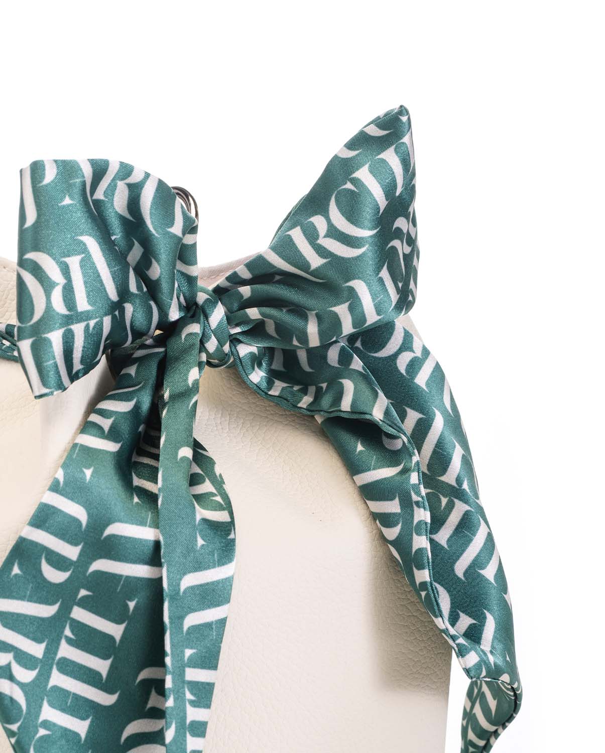 Parchita Vilma Ivory x Verde Colección LA FABRICA