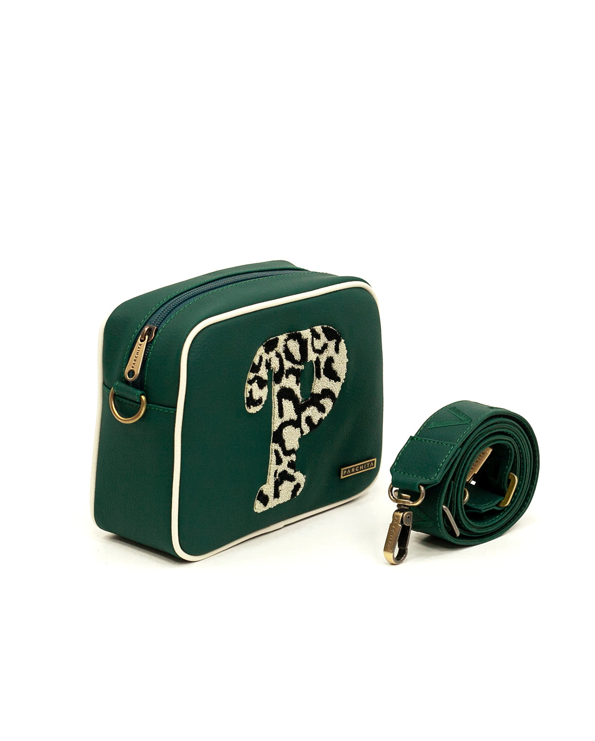 Parchita Adela Green Pradera