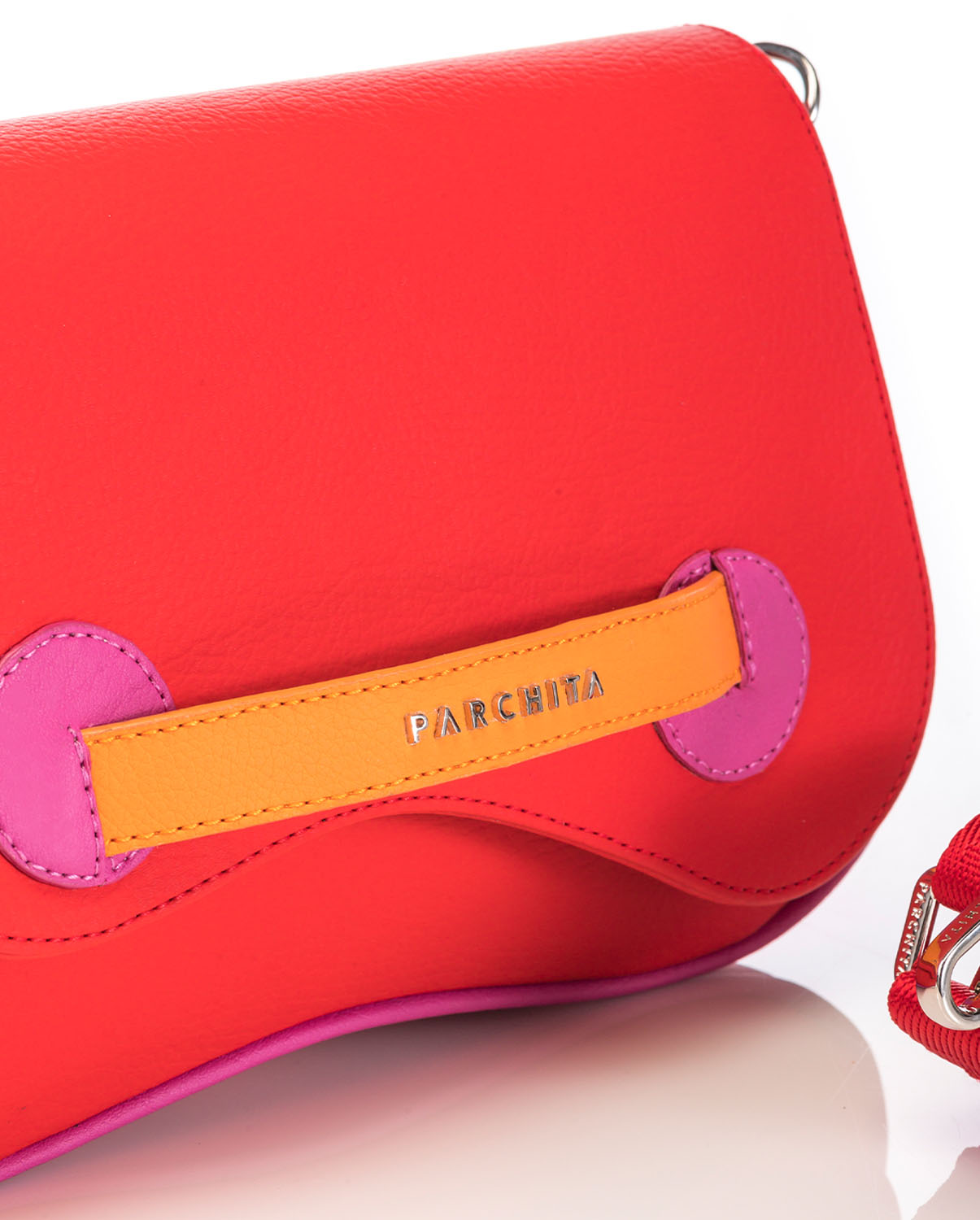 Parchita Petra Red LA FABRICA Collection